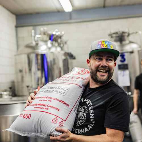 placeholder img alt text