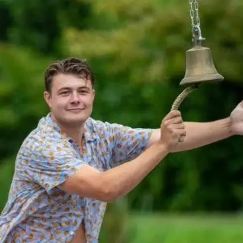Snel naar de bel
