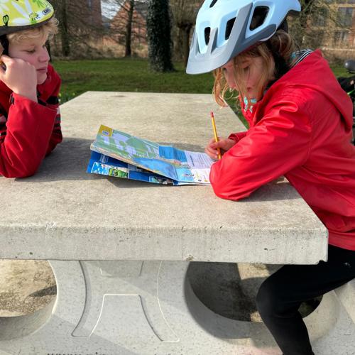 placeholder img alt text