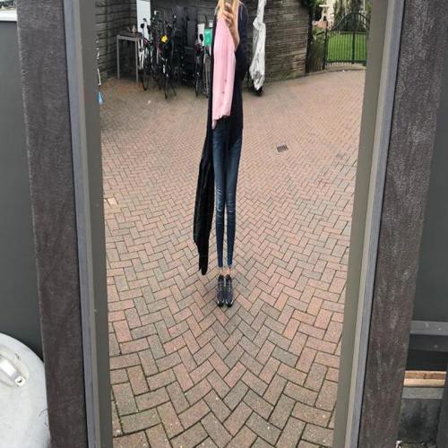placeholder img alt text