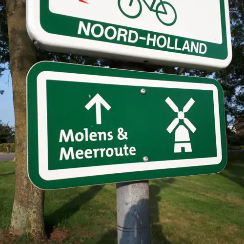 placeholder img alt text