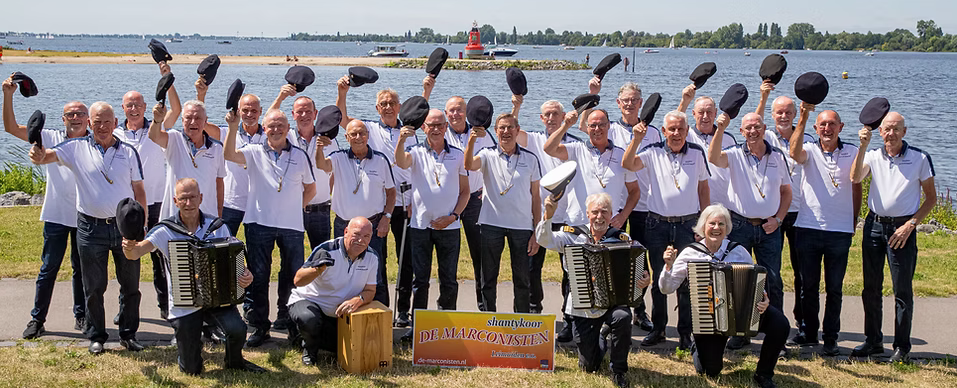 Hijs de Zeilen met Shantykoor De Marconisten