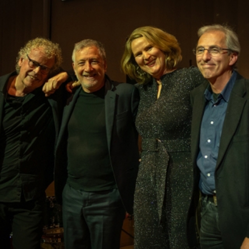 Wiebke en les Garçons met Eau de Chansons