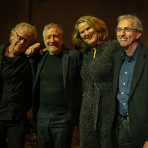 Wiebke en les Garçons met Eau de Chansons