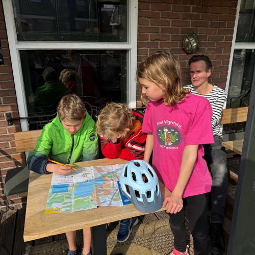 placeholder img alt text